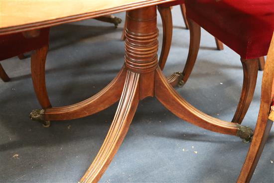 A Regency mahogany twin pillar extending dining table, extends to 6ft 2in. x 4ft 5in. H.2ft 4in.